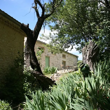 Hameau Des Oraisonis بيت للعطل *